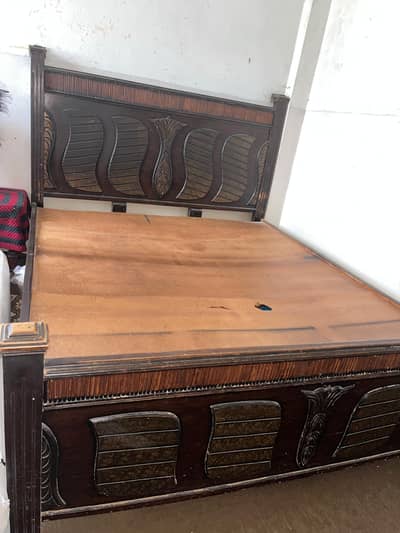 Solid Shesham Wooden king size bed