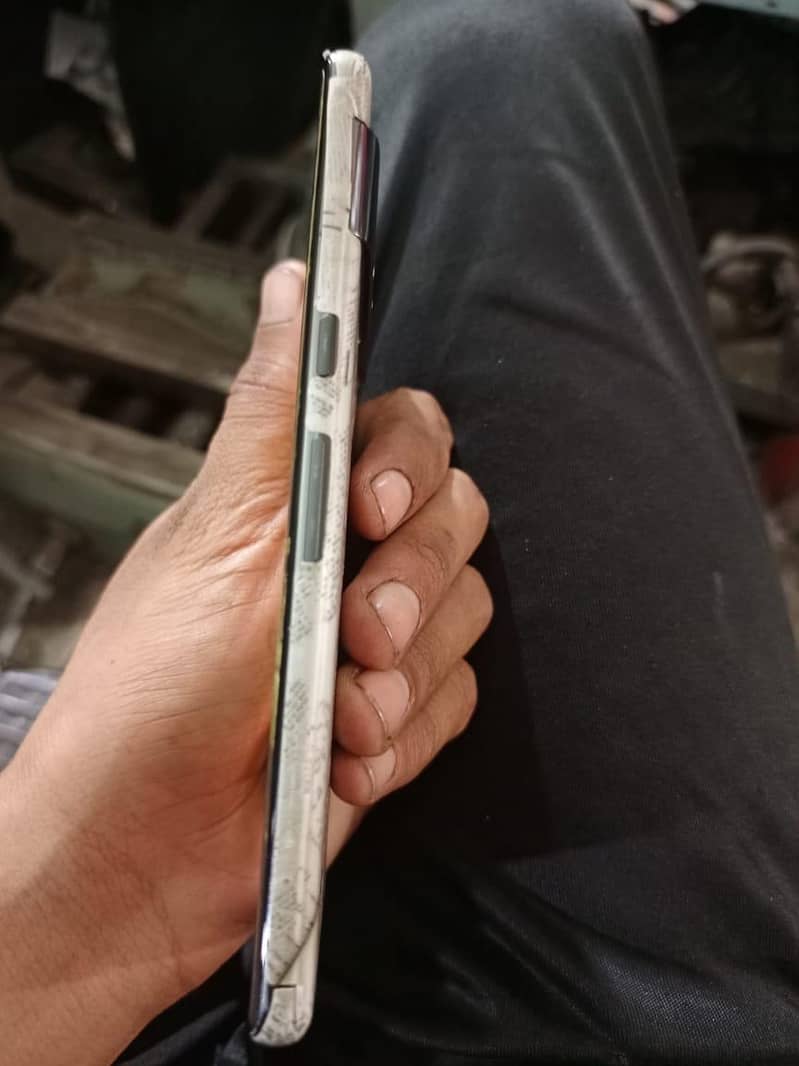 Google Pixel 7 Pro 4