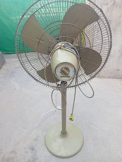 Fan for sale in working condition