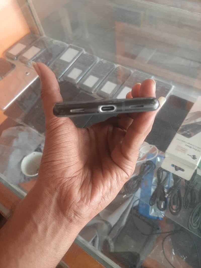 Google Pixel 6a 3