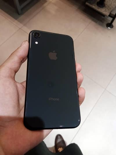 Apple iPhone XR
