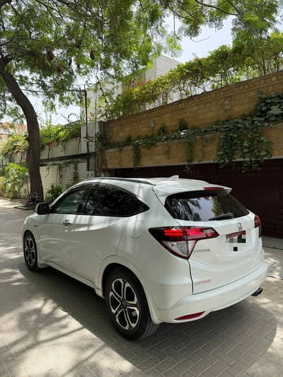 HONDA VEZEL 2015/2019 Z SENSING FULLY ORIGNAL 100%