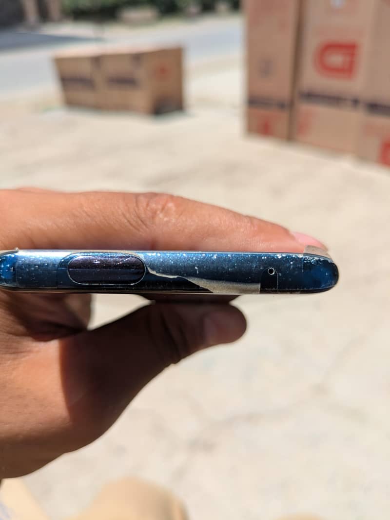 One Plus 7 Pro 3
