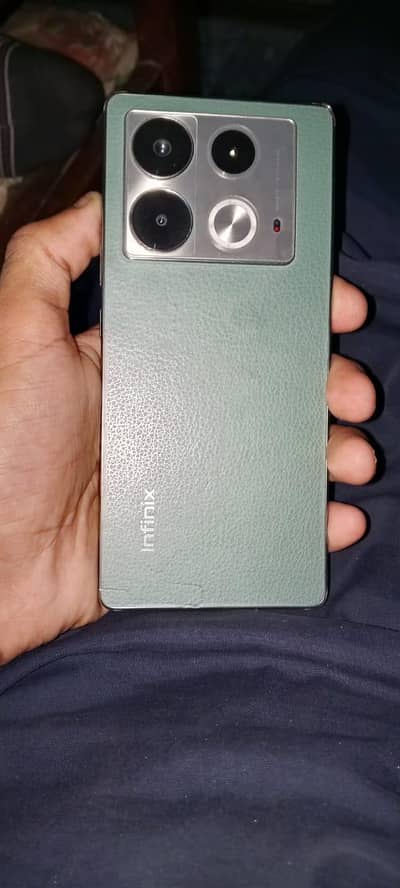 Infinix Note 40