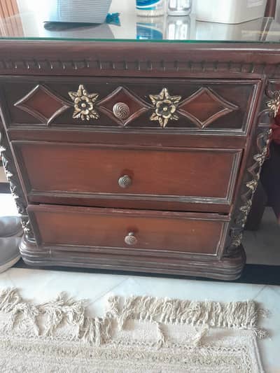 chinioti bed with side tables and dressing table