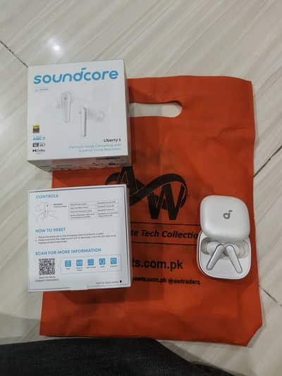 Earbuds SoundCore Liberty 5