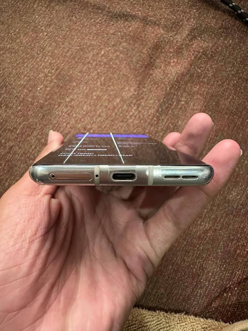 One Plus 8 5