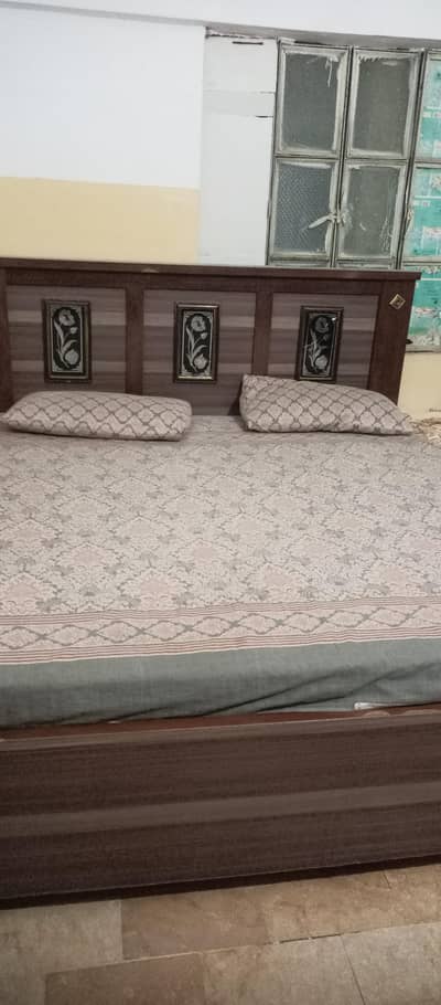 lamination furniture sale in use