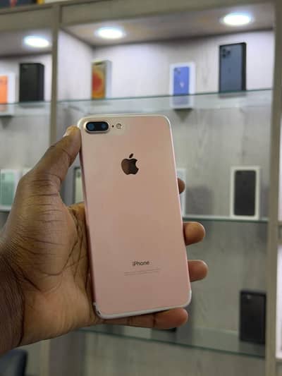 iphone 7 plus 128 GB  (no open no repair) (PTA approved) all ok