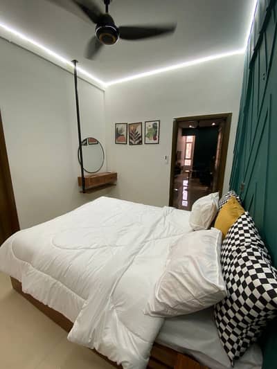 One bed luxury furnished apartment for per day rent
