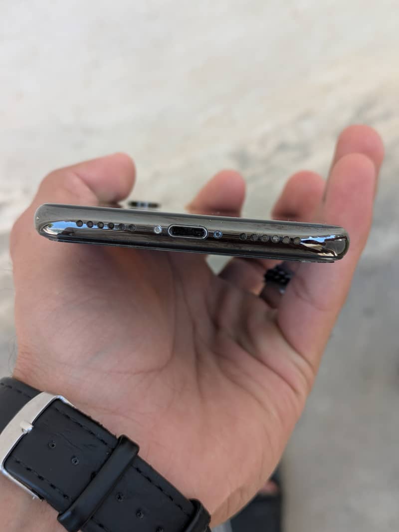 Iphone X 4