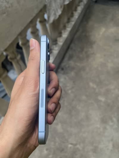 Apple iPhone 14