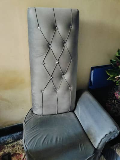 Coffee chairs with small table for sell
