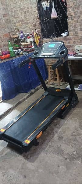 branded tradmil 120 kg wait support.