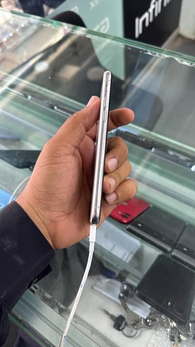 Apple iPhone X