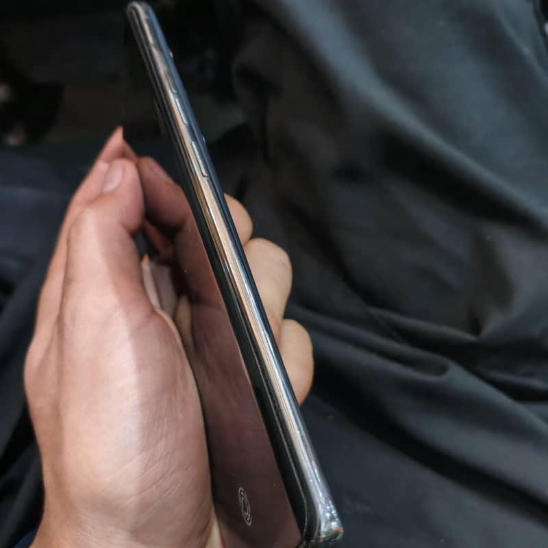 Tecno CAMON 40 Pro 5