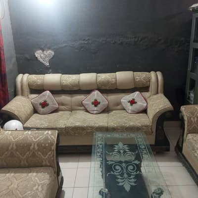 `Off White + 3+2+1 + Excellent/Like New`
