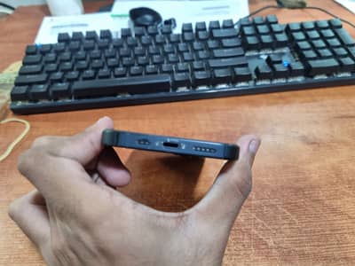 iPhone 13 - 256GB - Official PTA Approved - 94% Battery Health
