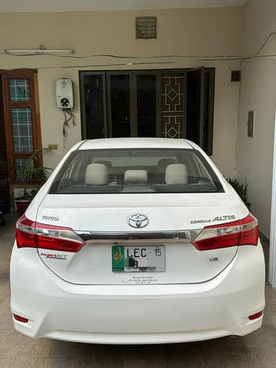 Toyota Corolla Altis 2015