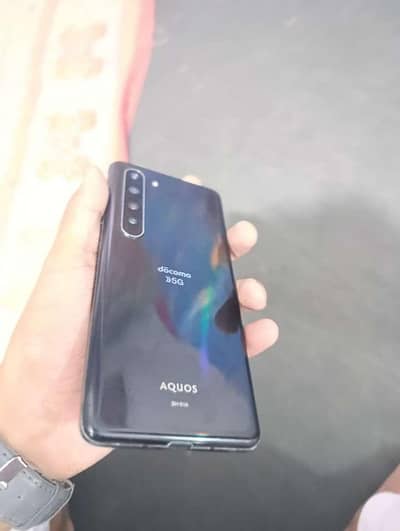 Sharp Aquos R5G