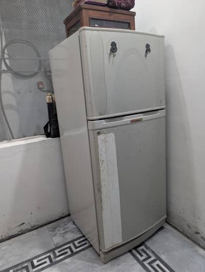 Dawlance fridge 14 cubicfeet