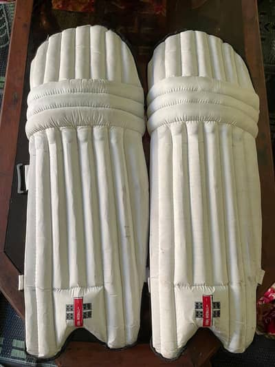 pads gloves bat helmet thi pad