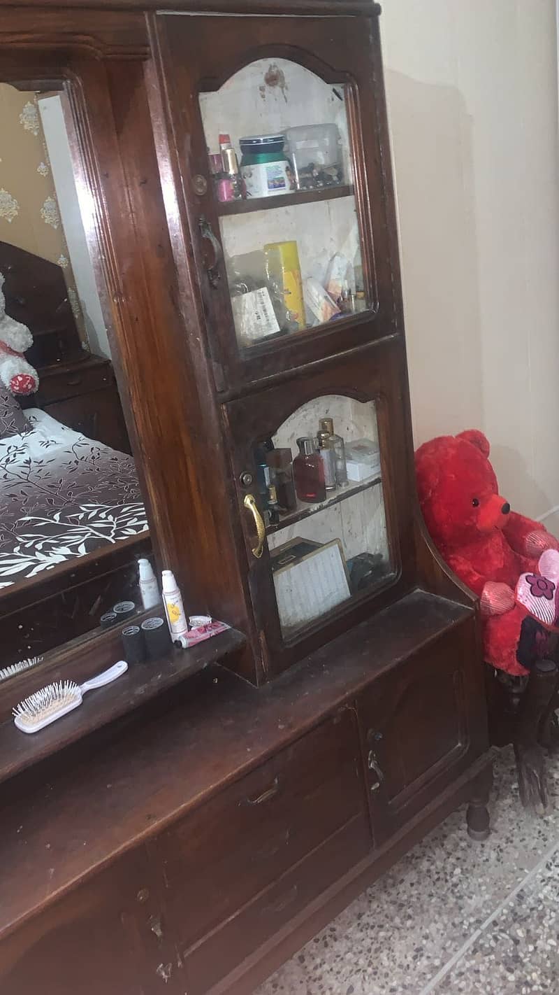 Dressing Table 1