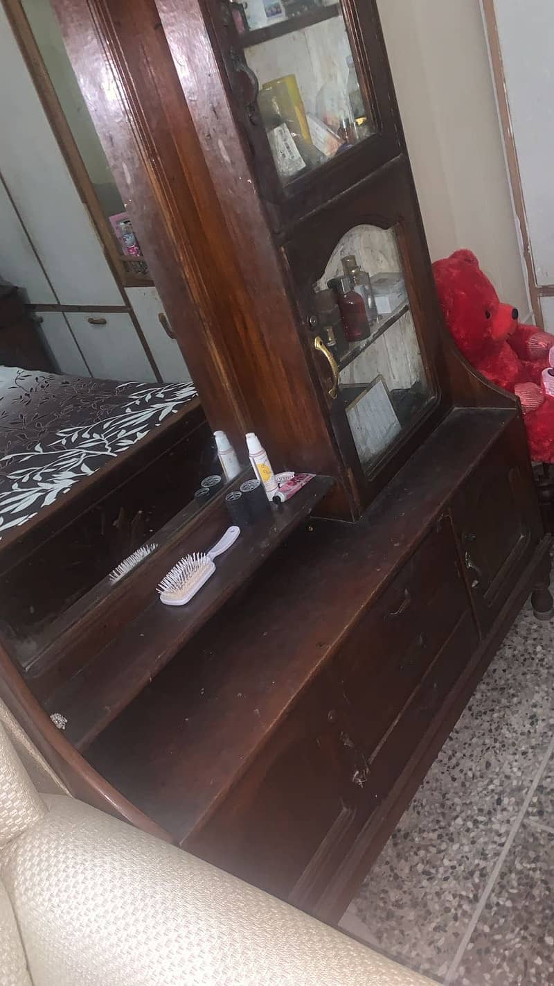 Dressing Table 2