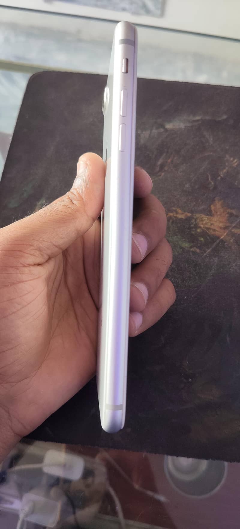 Apple iPhone 8 Plus 6