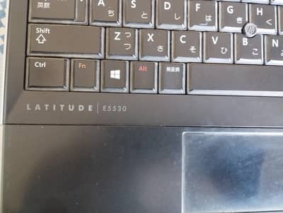 Latitude E5530