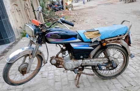  فروخت کے لیے: حبیب 70cc موٹر سائیکل (2012 ماڈل