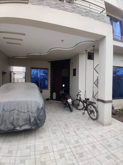 12 Marla Ground Portion For Rent Model Town