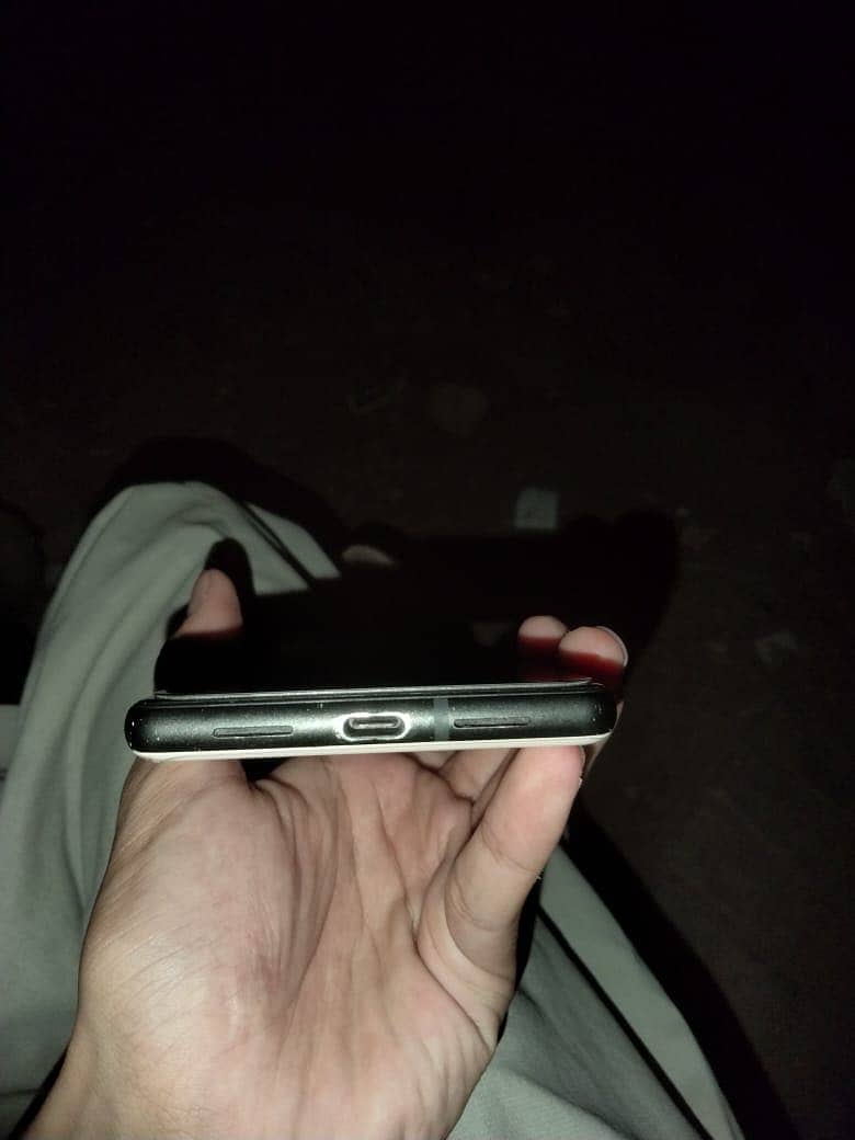 Google Pixel 6 3