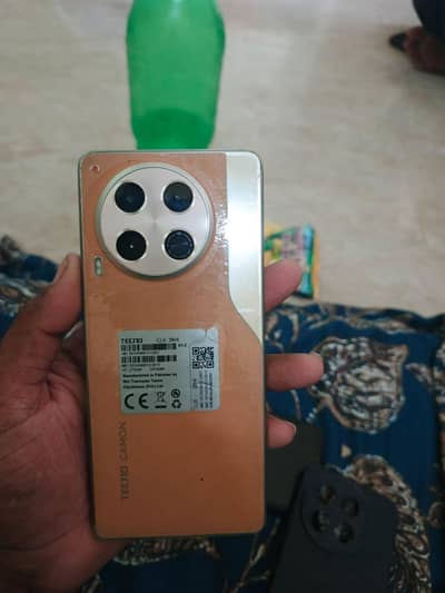 Tecno CAMON 30