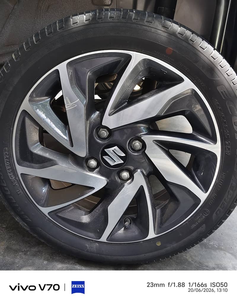 Tyres 0