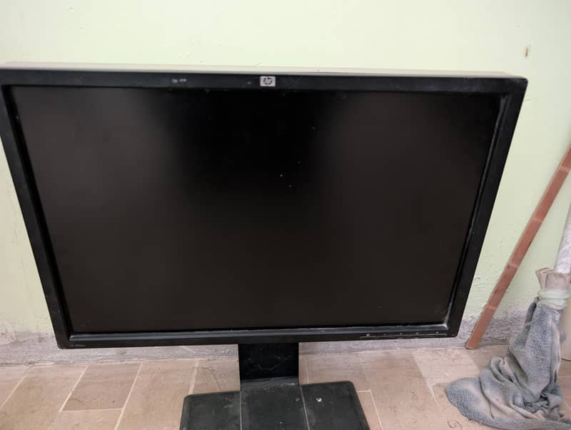 24 inch lcd 1