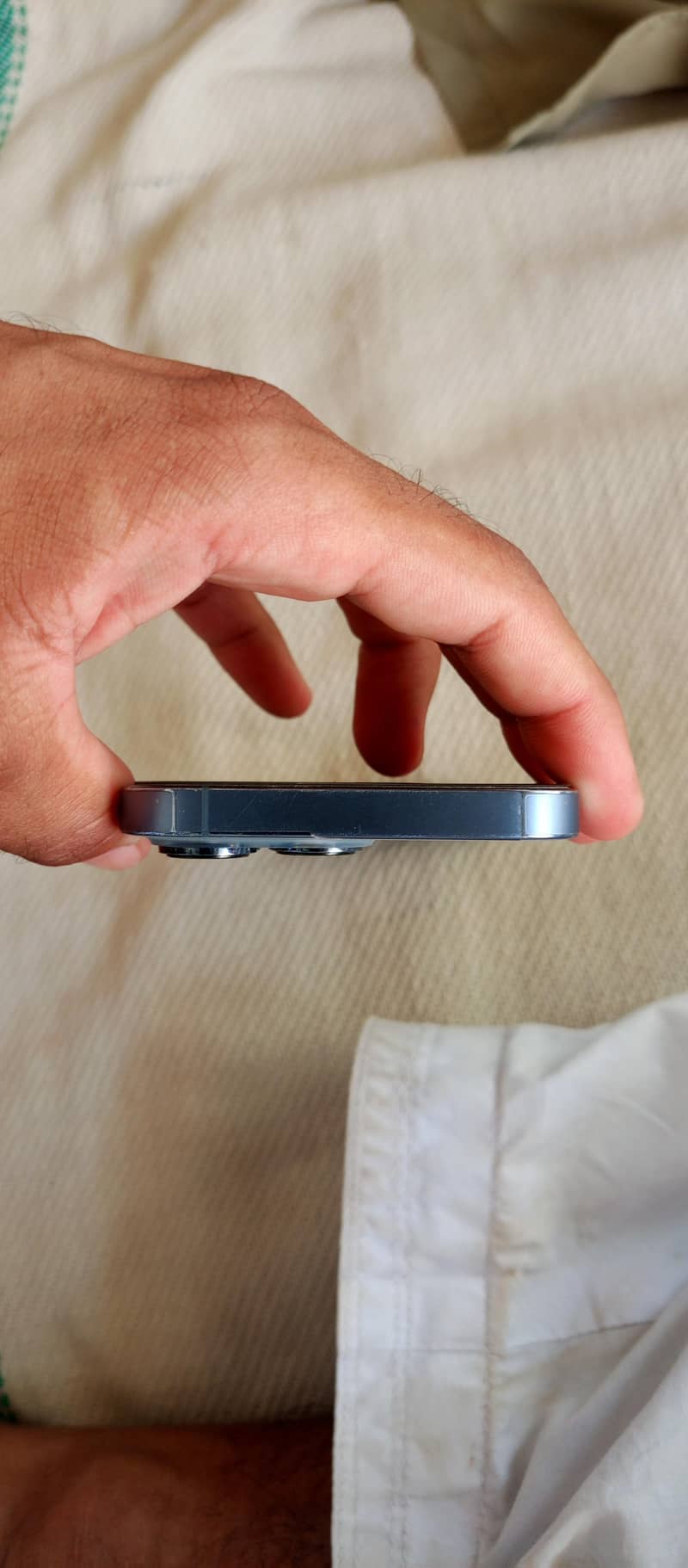 Apple iPhone 13 Pro 4