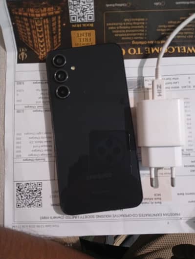 WhatsApp on hai is number  exchange possible iPhone 12 pro Max non PTA