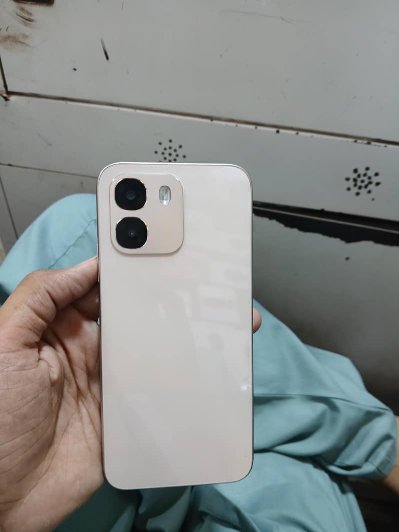 OPPO A6 2