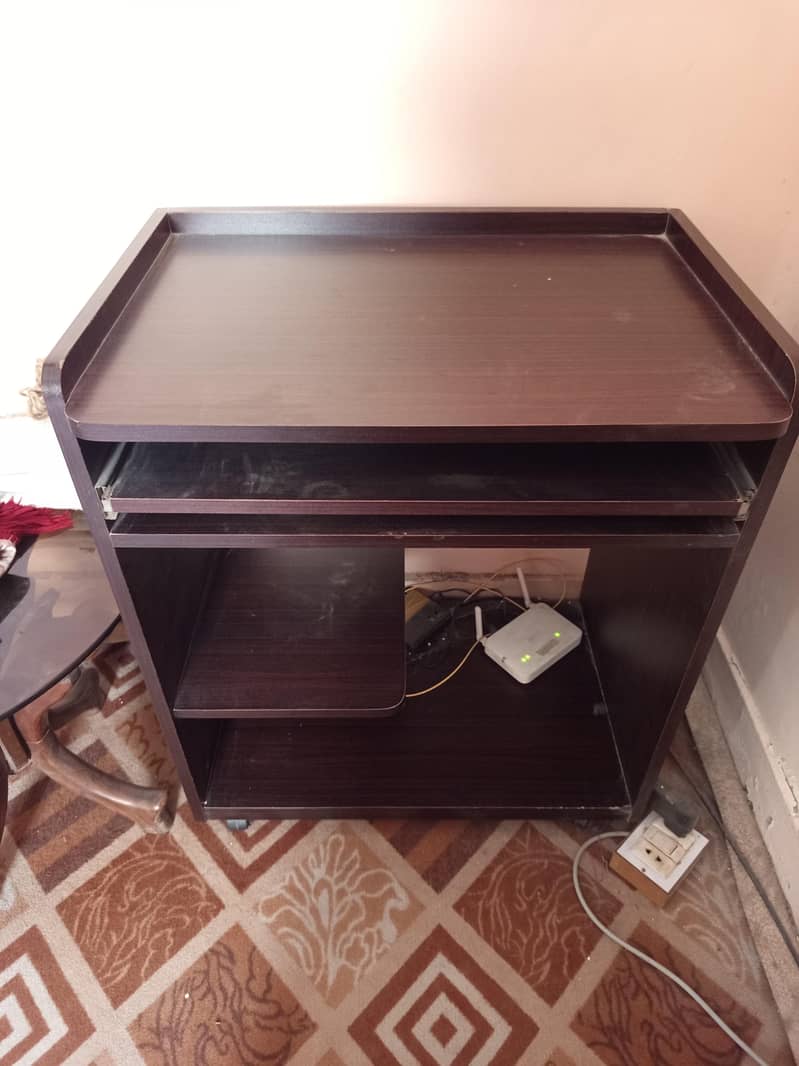 computer table 0