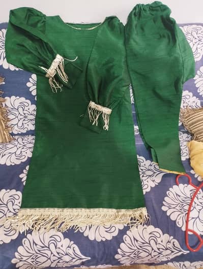 fancy slub cotton fully stitched dark green ladies suit (used 1 Time )