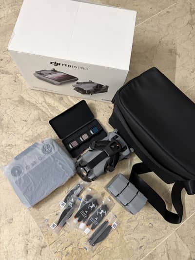 Dji mini 5 pro Fly more combo (New)