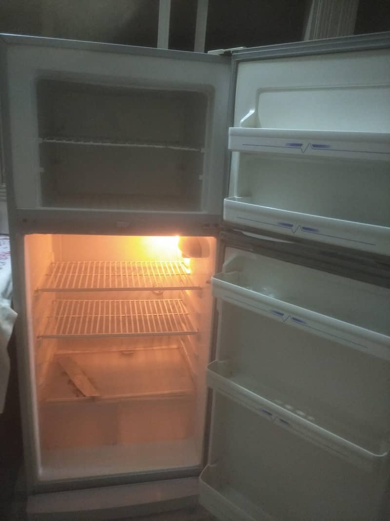 Fridge 4