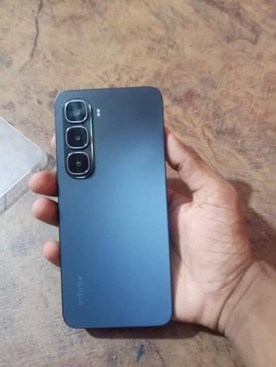 Infinix Hot 60i
