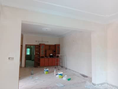 Prime Location 8 Marla Upper Portion Available For Rent