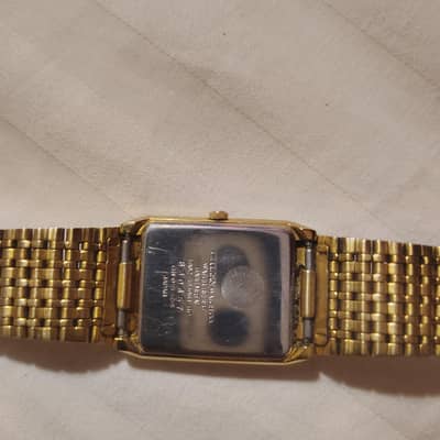 EXTREME SLIM DIAL BEST DESENT AND ELEGENT WATCH