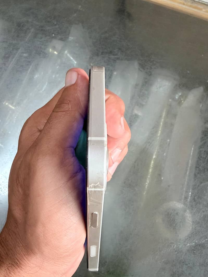 Apple iPhone 12 5
