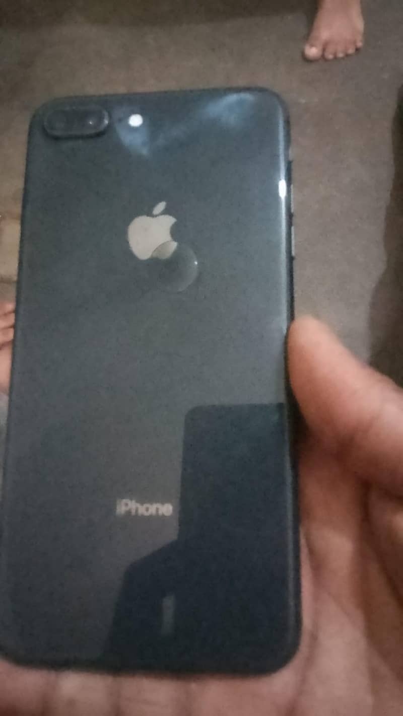 iphone 8 plus 3