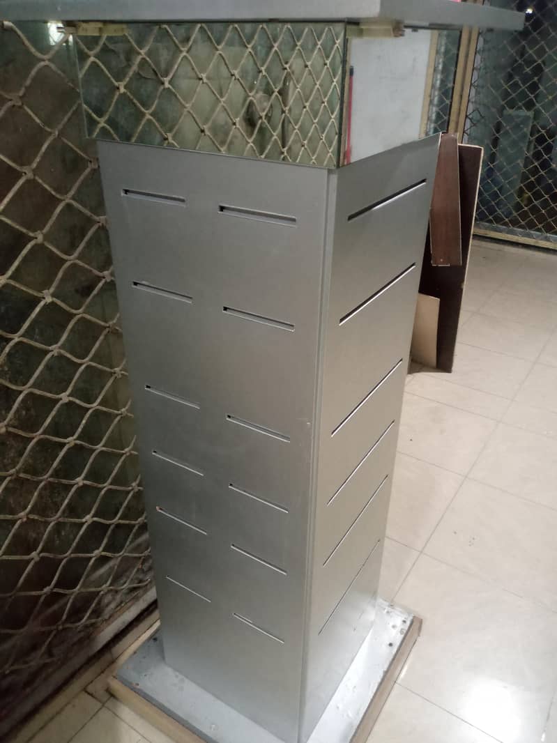 display rack 3