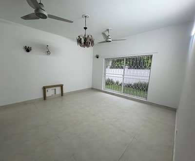 01 Kanal Modern Design House For Rent In DHA Phase 3 Lahore.